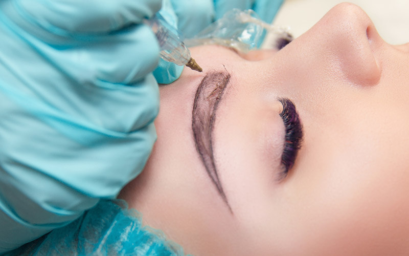 cosmetic tattooing of brows